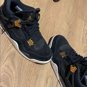 AIR JORDAN 4 RETRO "ROYALTY"